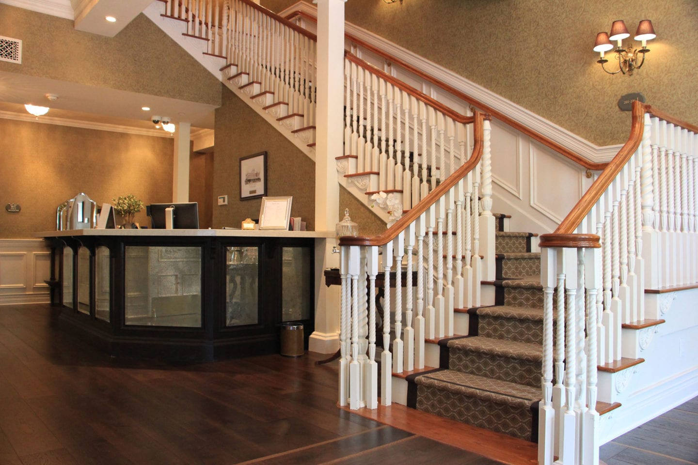 Santa Ynez Inn lobby