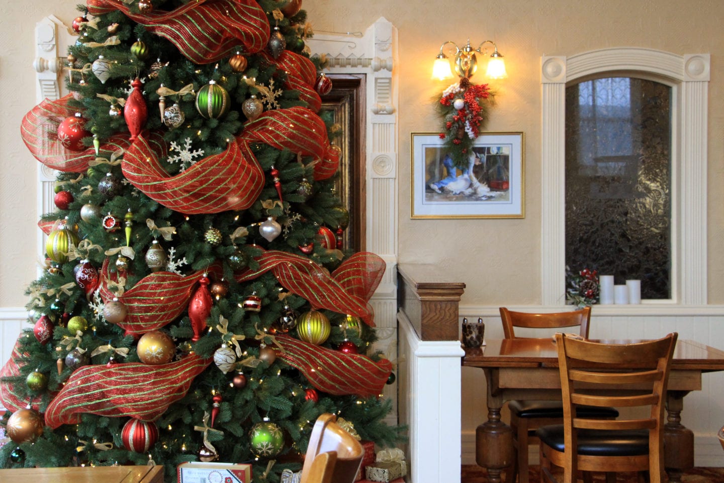 Dining room at the VI Restaurant at the Victorian Inn